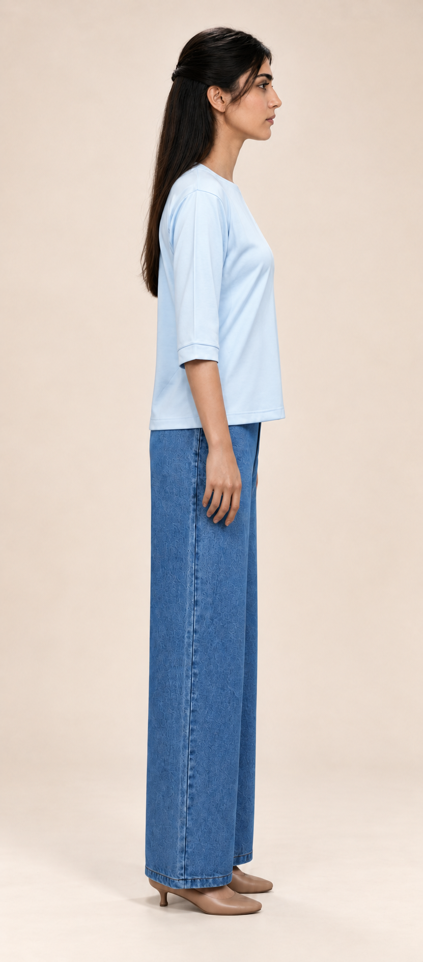 Light Blue V-Neck ¾-Sleeve T-Shirt