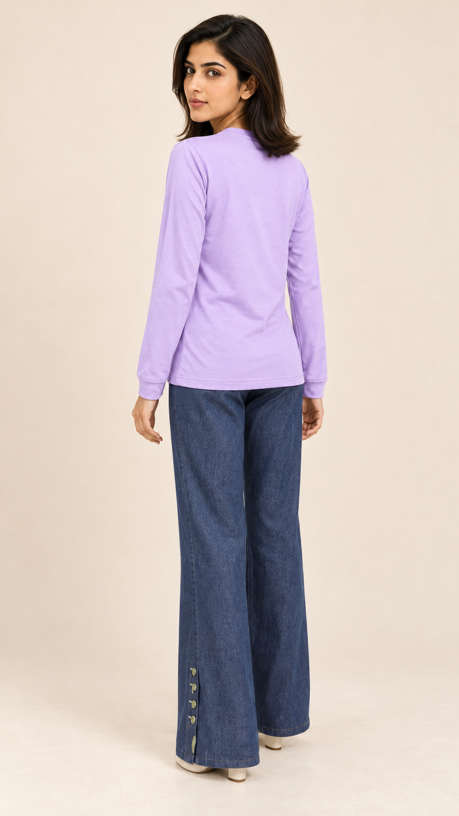 Women's Round-Neck Long Sleeve T-Shirt — Lavender